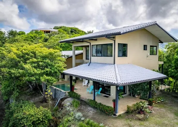 Сasa de vacaciones Nostalgic Retro On Luxurious Lot With A Private Infinity Pool And Ocean Views Santa Cruz (Guanacaste)