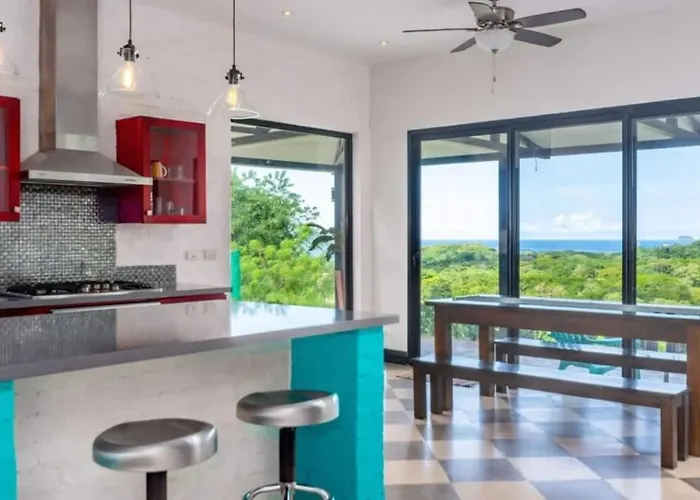 Nostalgic Retro On Luxurious Lot With A Private Infinity Pool And Ocean Views Santa Cruz (Guanacaste)